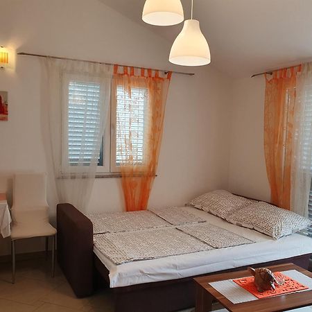 Apartmani Villa Lilliana Tribunj  Ngoại thất bức ảnh