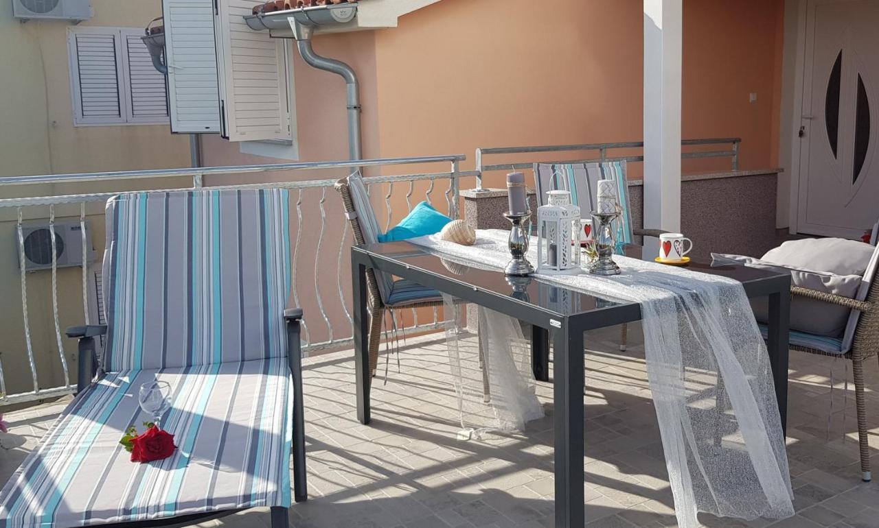 Apartmani Villa Lilliana Tribunj  Ngoại thất bức ảnh