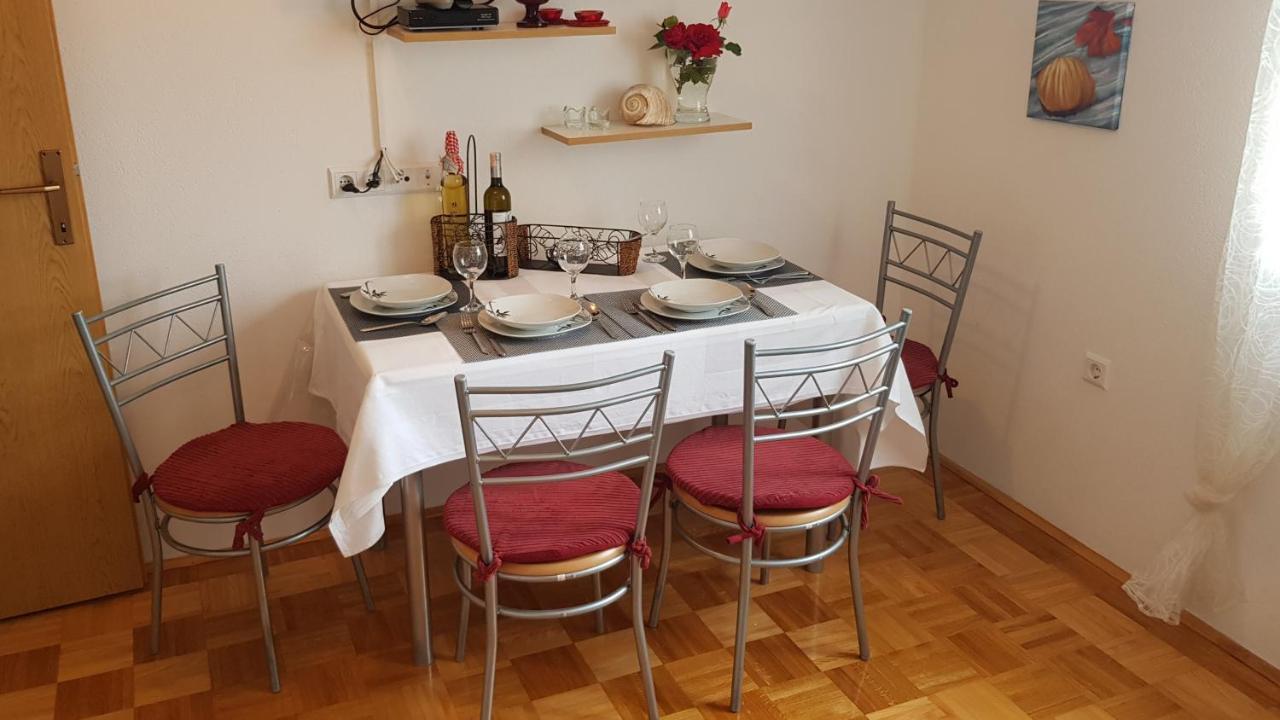 Apartmani Villa Lilliana Tribunj  Ngoại thất bức ảnh