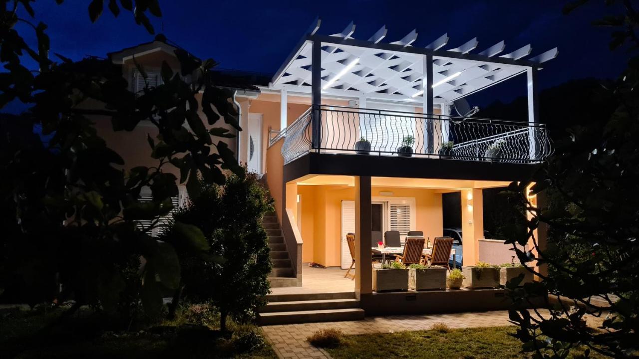 Apartmani Villa Lilliana Tribunj  Ngoại thất bức ảnh