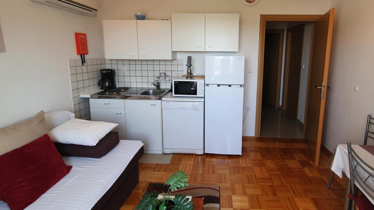Apartmani Villa Lilliana Tribunj  Ngoại thất bức ảnh