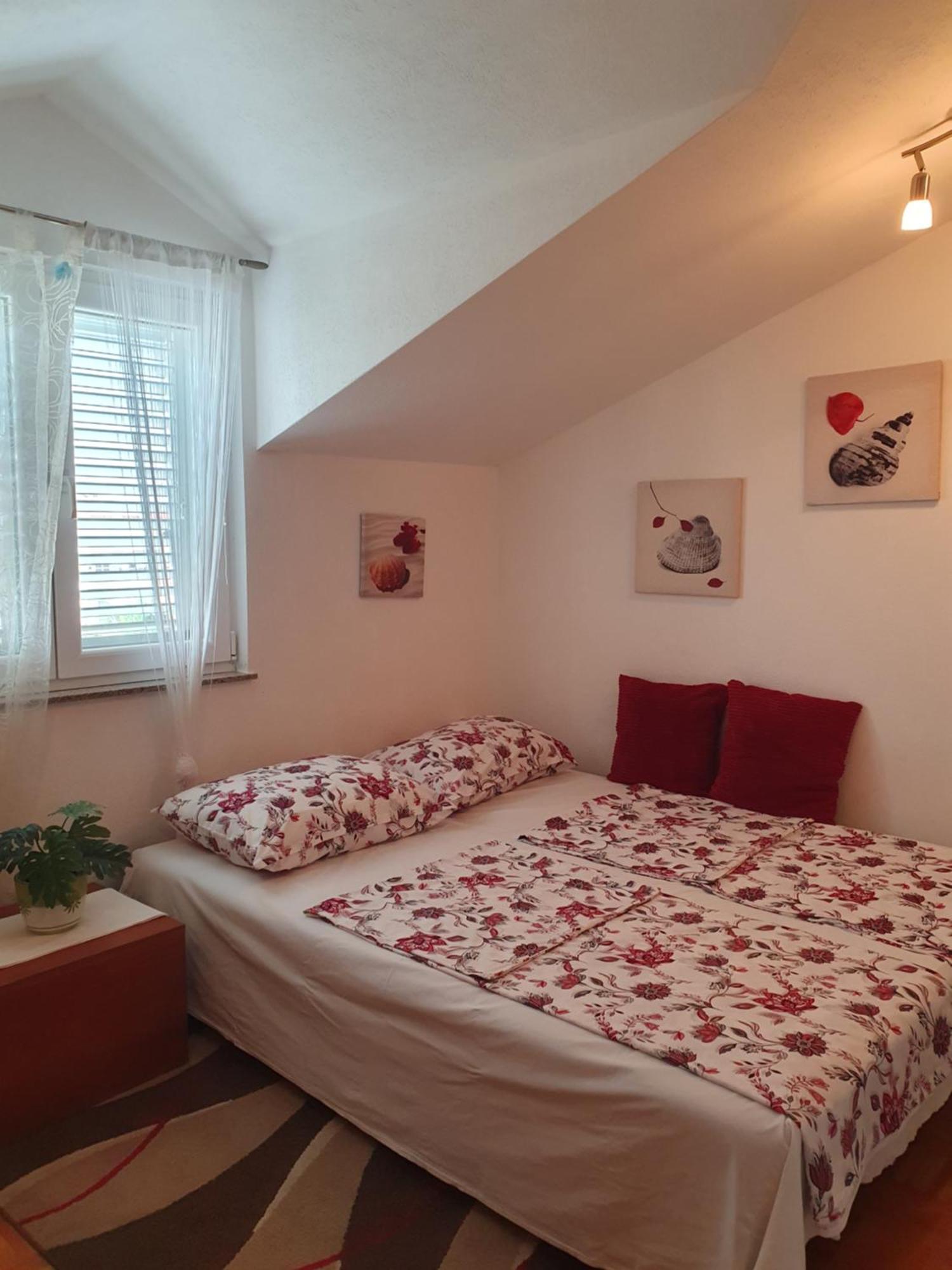 Apartmani Villa Lilliana Tribunj  Ngoại thất bức ảnh