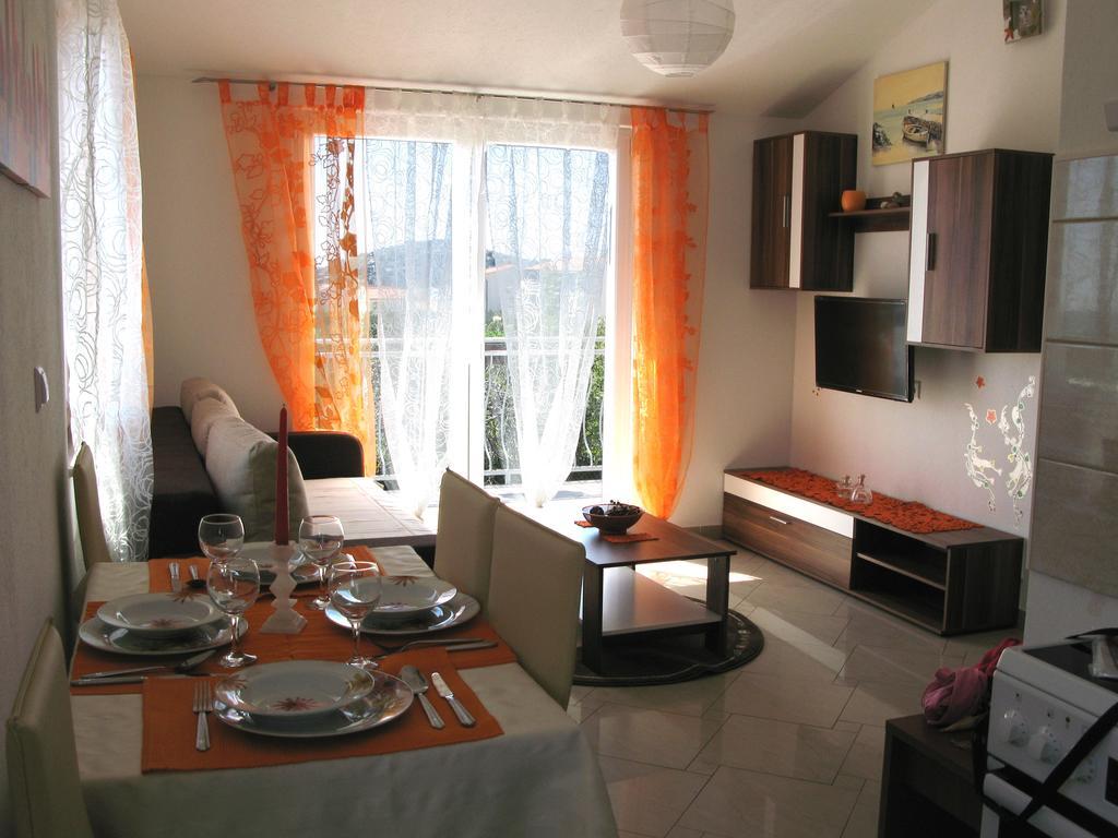 Apartmani Villa Lilliana Tribunj  Ngoại thất bức ảnh